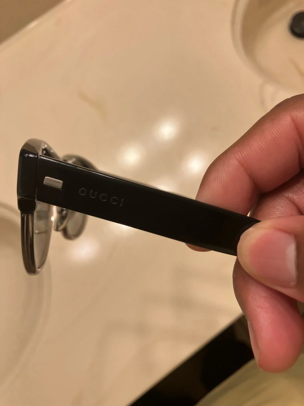 Gucci Black Sunglasses Arm with Model Engraving